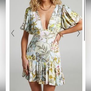 Showpo KIESHA PLUNGE MINI WITH PUFF SLEEVES IN BOHO PATCHWORK